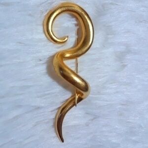 Vintage Sassy Squiggle Brooch Pin